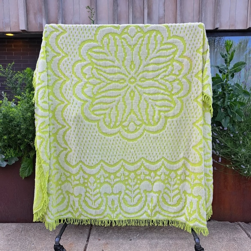 Vintage Vibrant Green Chartreuse Chenille Patterned Throw Blanket